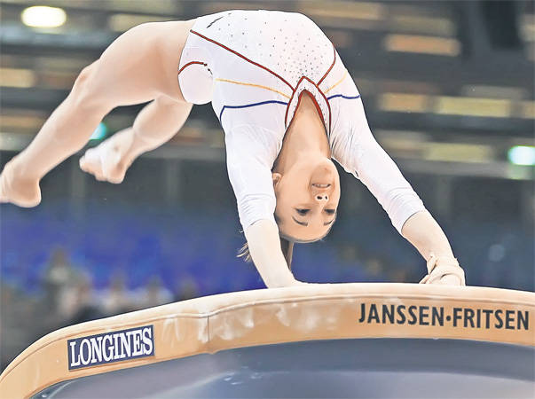 Larisa Iordache nu va mai participa la Internaţionalele Franţei